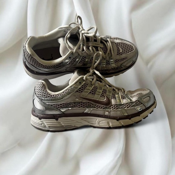 Nike Shoes - Y2K purple and silver Nike P-6000 sneakers running athletic